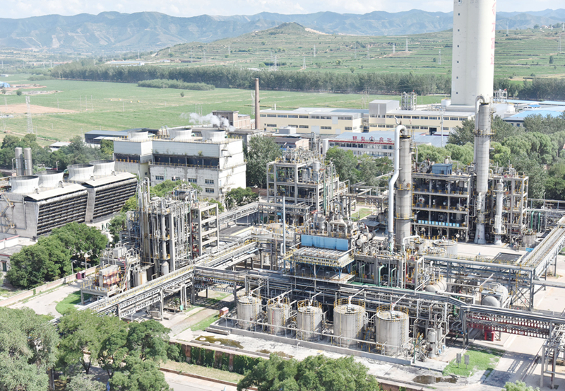 天脊集團生產區一角